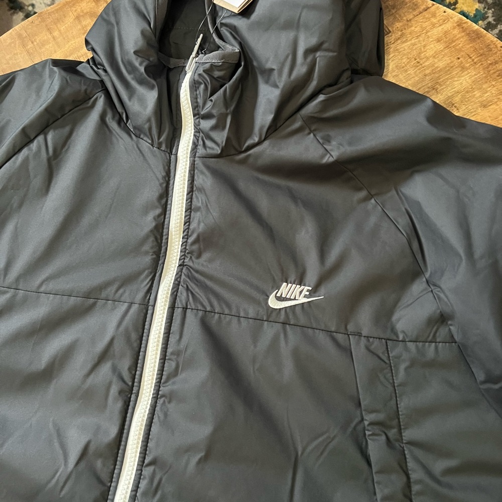 Men's Nike Therma-FIT Legacy Reversible Hooded Jacket - Picture 12 of 15